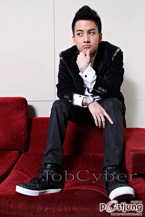 กอลฟ์ โตขึ้นหล่อขึ้นกับลุ๊คใหม่เท่ๆ