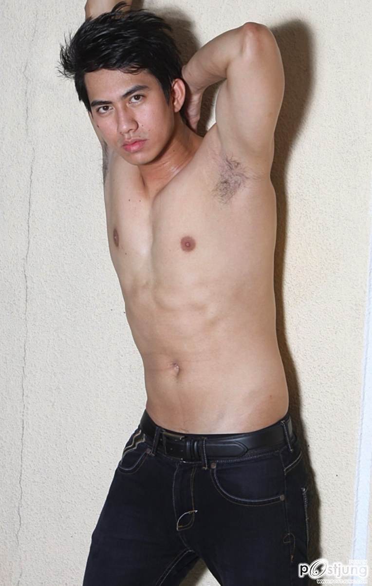 ภาพหนุ่มหล่อที่เก็บสะสม