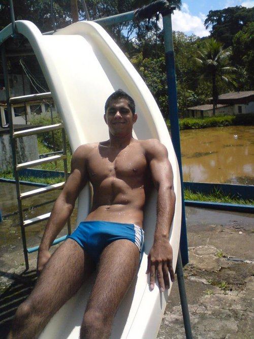 โหย นักกีฬาทางน้ำ