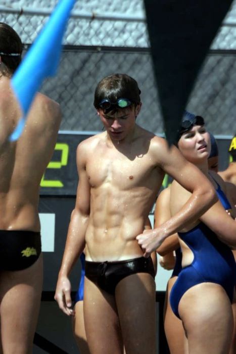 โหย นักกีฬาทางน้ำ