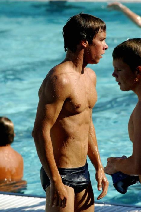 โหย นักกีฬาทางน้ำ