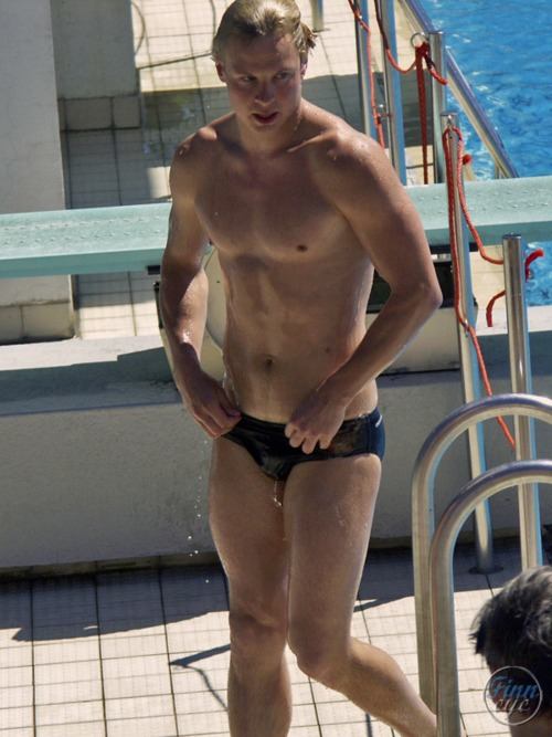 ชุุุดกีฬาทำเสียว