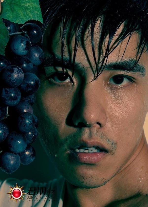 Photoshoot men album 300