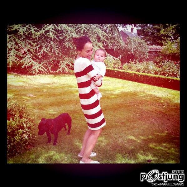 ภาพลูกสาวพอลล่า ล่าสุดกับเจน เจนสุดา