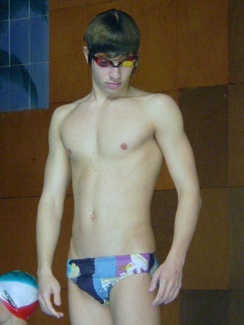 มองหาใครครับ