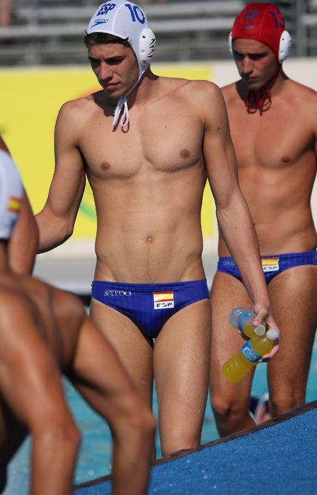 มองหาใครครับ