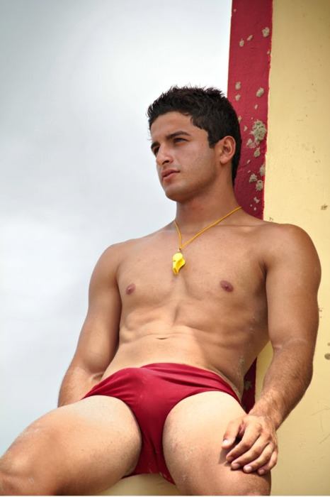 มองหาใครครับ