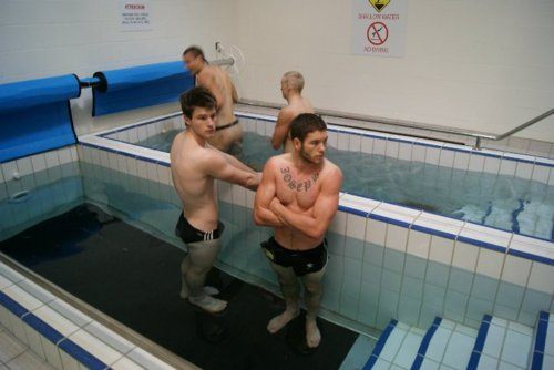 มองหาใครครับ