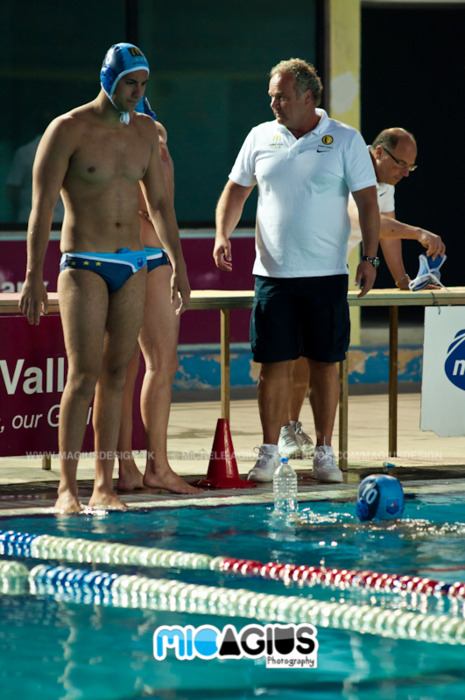 มองหาใครครับ