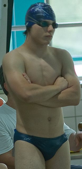 มองหาใครครับ