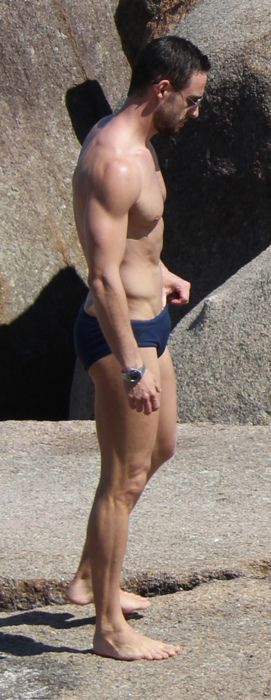 ถูกใจคนไหน