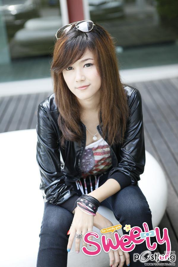 แนท ณัฐชา..สาวหวานหัวใจร็อค @ SWEETY vol.1 no.10 September 2011