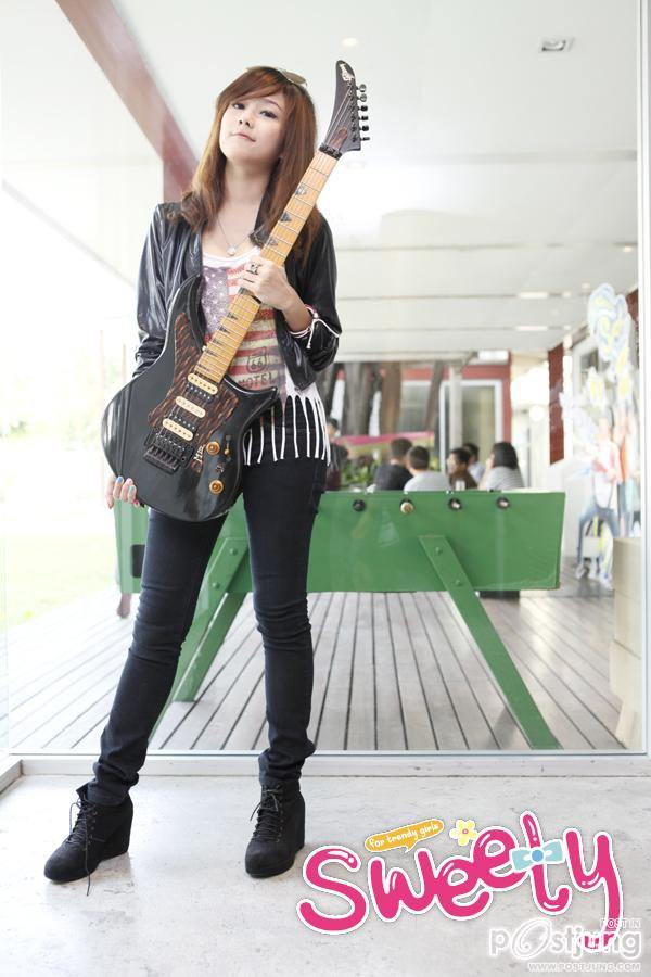 แนท ณัฐชา..สาวหวานหัวใจร็อค @ SWEETY vol.1 no.10 September 2011