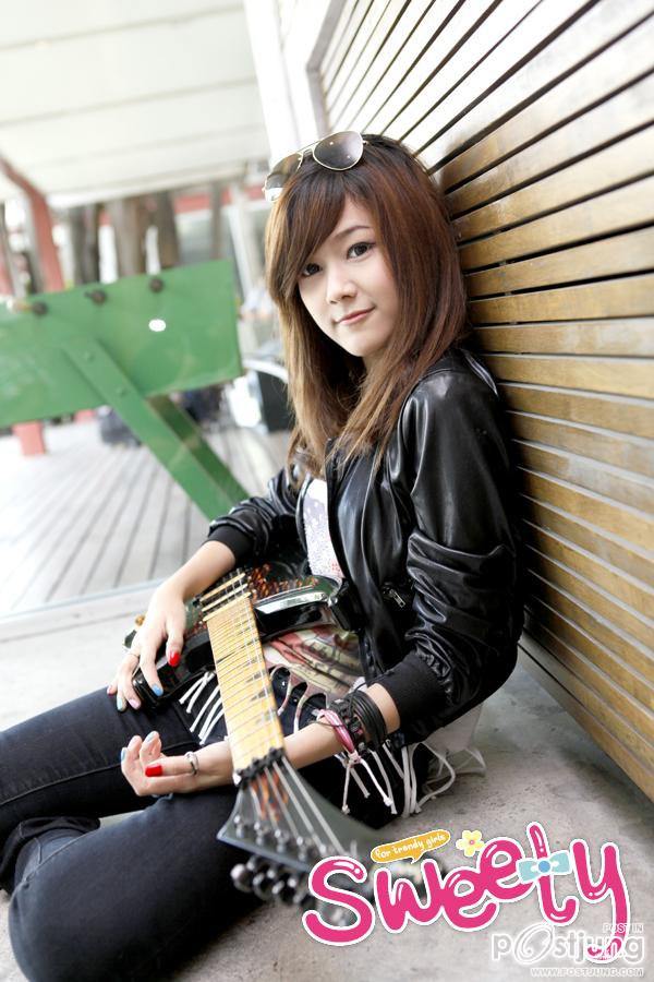 แนท ณัฐชา..สาวหวานหัวใจร็อค @ SWEETY vol.1 no.10 September 2011