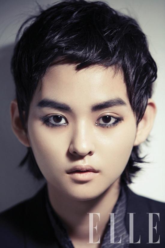 Uri Photoshoot for Dolce & Gabbana F/W 2011 @ Elle Sep.2011