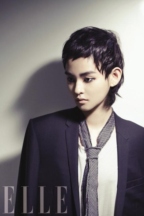 Uri Photoshoot for Dolce & Gabbana F/W 2011 @ Elle Sep.2011