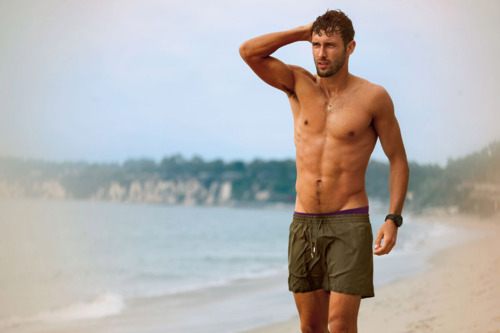 หนุ่มนักกีฬาสุดเซ็กซี่