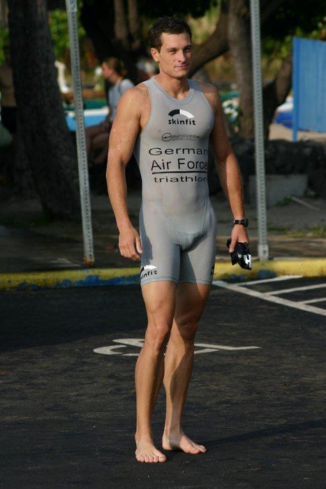 หนุ่มนักกีฬาสุดเซ็กซี่