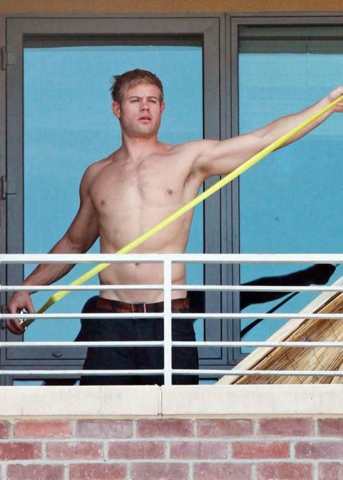 อดไม่ได้ต้องโพสอีก