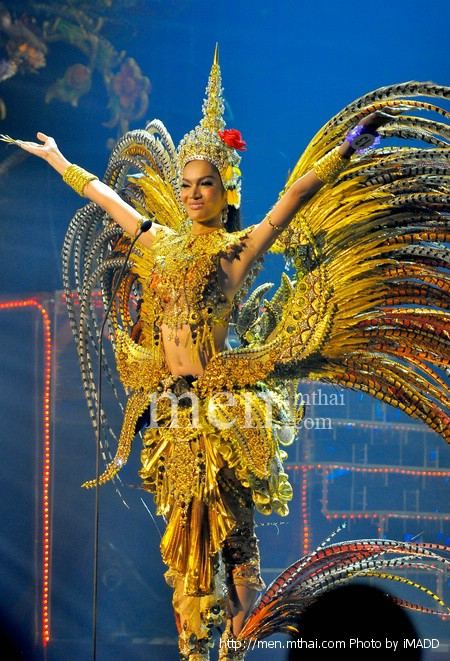 น้องแจ๊ส สรวีย์ กับความงามในแบบของเธอ