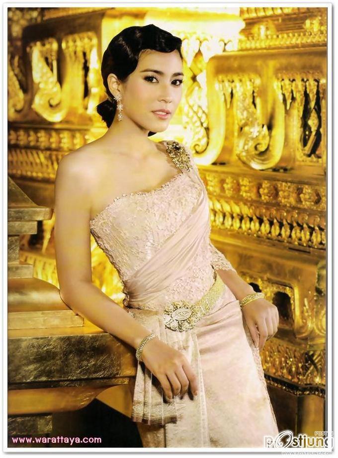 จุ๋ย-วรัทยา นิลคูหา @ FINALE WEDDING MAGAZINE vol.1 no.2 August - October 2011