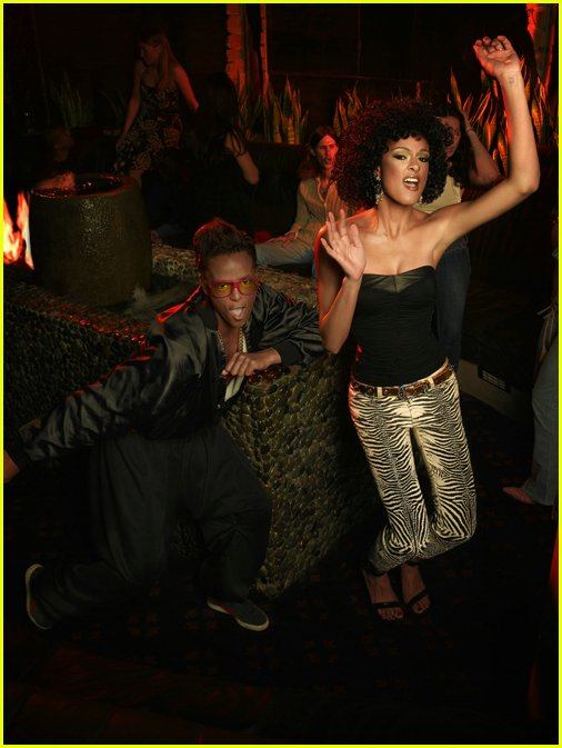 ไฮแฟชั่น เลียนแบบคู่รักที่มีชื่อเสียง ในวงการฮอลลีวู้ด