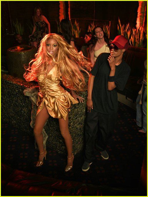 ไฮแฟชั่น เลียนแบบคู่รักที่มีชื่อเสียง ในวงการฮอลลีวู้ด