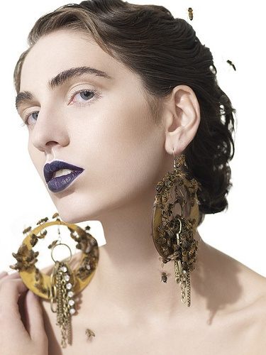 ไฮแฟชั่น บิวตี้ช็อท กับผึ้ง