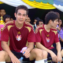 ดารากับชุดเต๊ะบอล