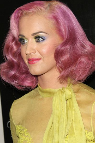 Katy Perry ในงาน MTV VMAs 2011 แต่ละชุดน่ารักมากๆๆๆ