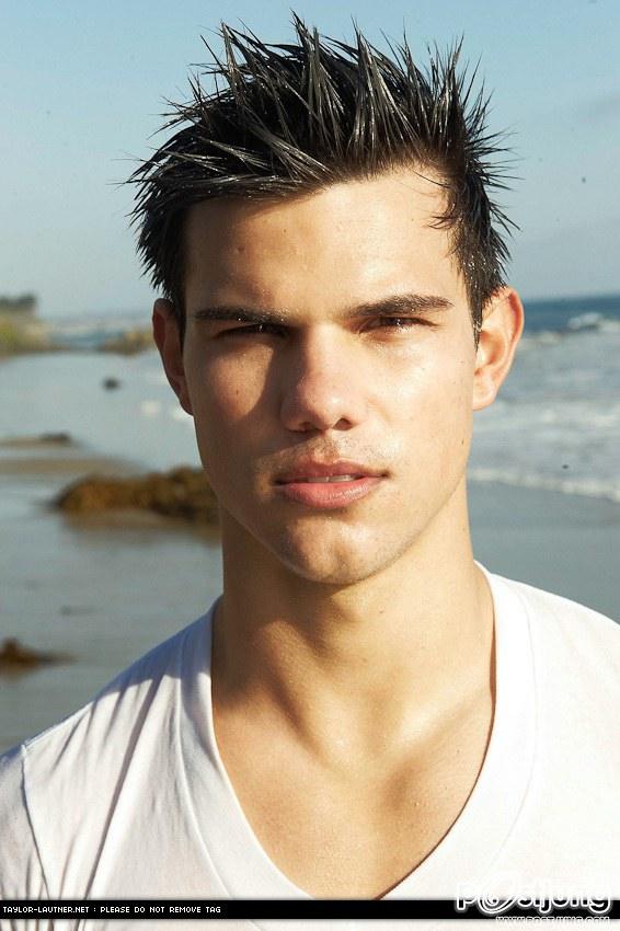 Taylor  Lautner หมาป่าหล่อมาก