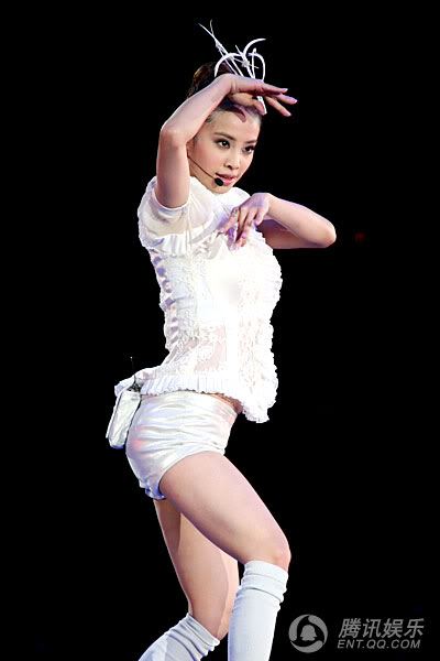 JOLIN TSAI  ''BRITNEY OF TAIWAN''