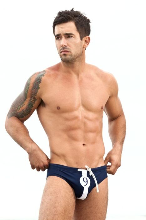 โพสที่ 1000 ของ Aluna