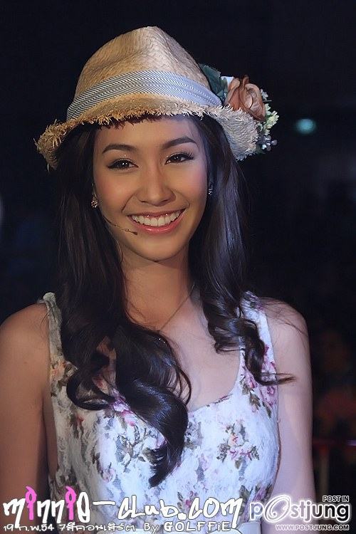 มิน พิชายา