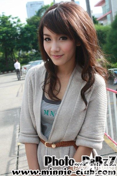 มิน พิชายา