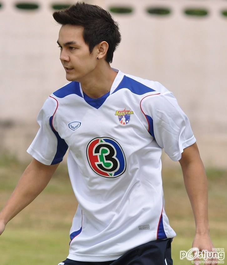 กิ๊ก ดนัย  มีดีนะคนนี้