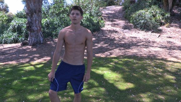 อะไรนิดหน่อย