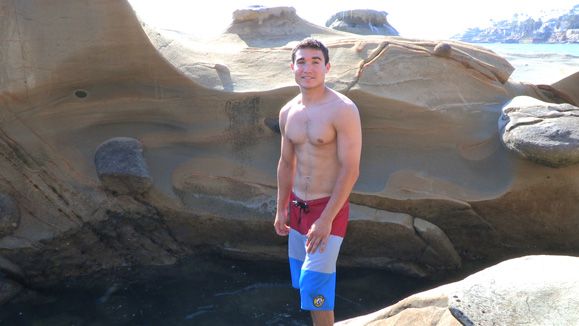 อะไรนิดหน่อย