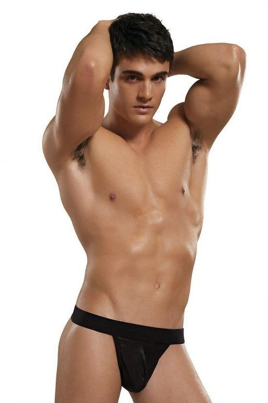 ท่าโพสเซ็กซี่ของหนุ่มเซ็กซี่