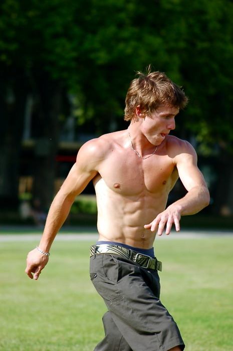 หน้าอกหนุ่มล่ำ