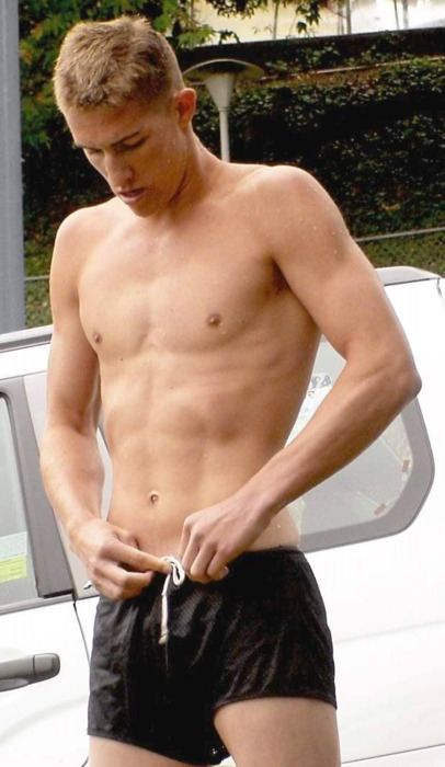 หุ่นนัักกีฬาเมืองนอกน่ากินกันจัง