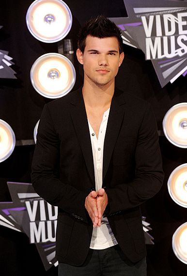 เคที่ เพอร์รี่ ผงาดเวที MTV เข้าชิงเหนือ เลดี้ กาก้า