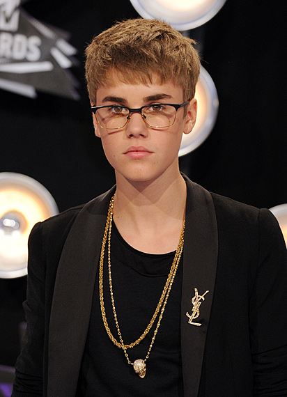 เคที่ เพอร์รี่ ผงาดเวที MTV เข้าชิงเหนือ เลดี้ กาก้า