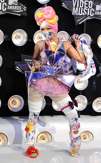 เคที่ เพอร์รี่ ผงาดเวที MTV เข้าชิงเหนือ เลดี้ กาก้า