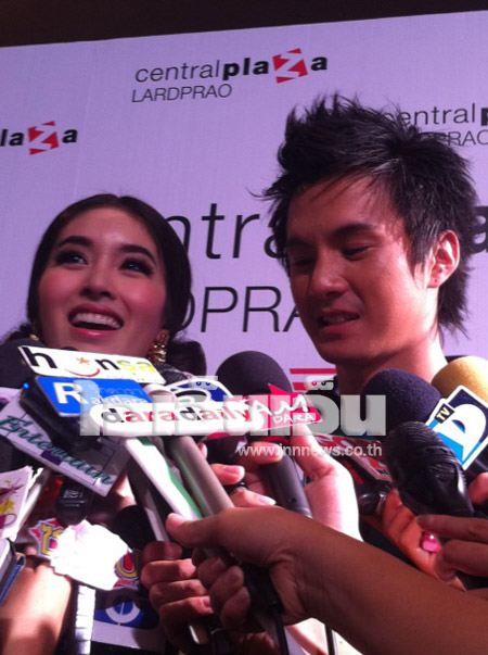 ปอย ควง เอ็ม ออกงานคู่ ย้ำรักยังหวาน