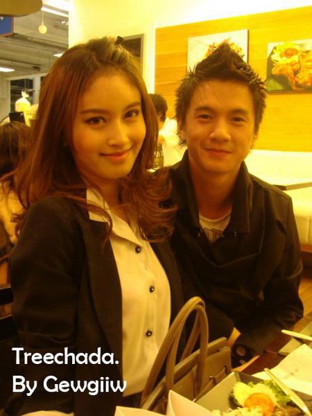 ปอย ควง เอ็ม ออกงานคู่ ย้ำรักยังหวาน