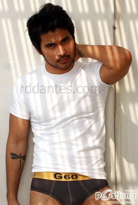 หนุ่มปินอย...ซีสสสสซ์