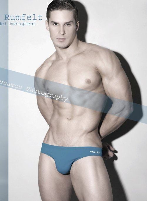 ชอบมะหุ่นนักกีฬาแบบนี้