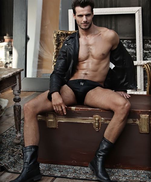 ชอบมะหุ่นนักกีฬาแบบนี้