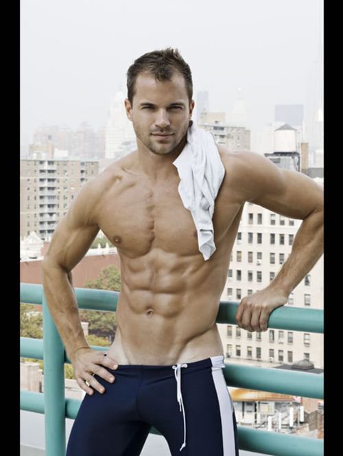 ชอบมะหุ่นนักกีฬาแบบนี้